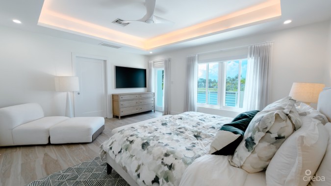 THE SHORES CANAL FRONT HOME