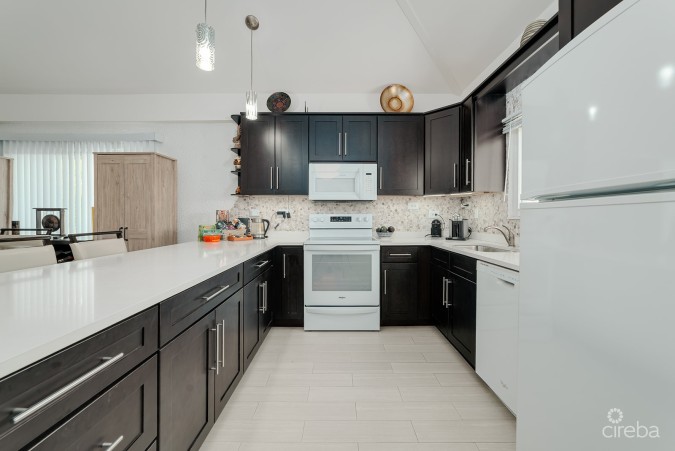 SUNSET COVE 3RD FLOOR RENOVATED 2 BEDROOM