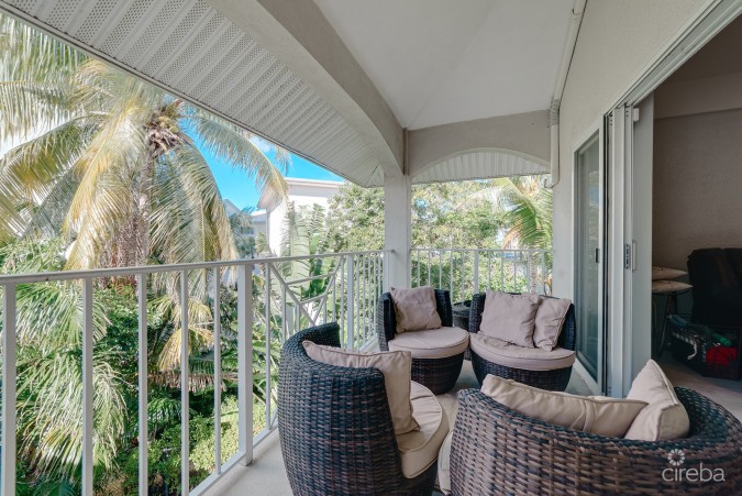 SUNSET COVE 3RD FLOOR RENOVATED 2 BEDROOM