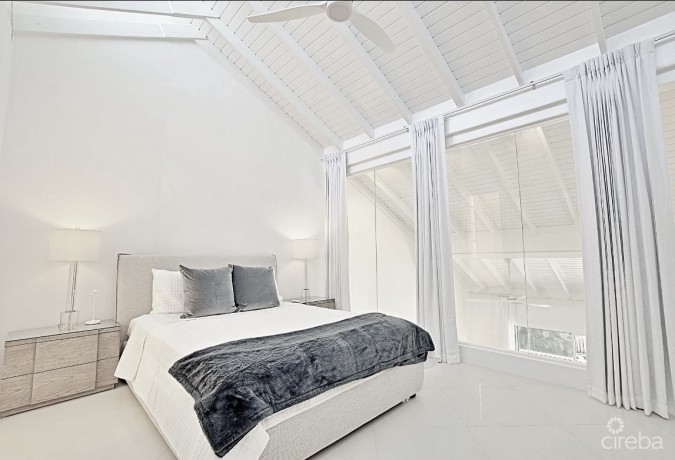 VILLAS OF THE GALLEON #39 - STUNNING REMODEL