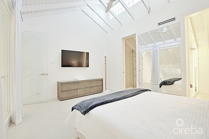 VILLAS OF THE GALLEON #39 - STUNNING REMODEL