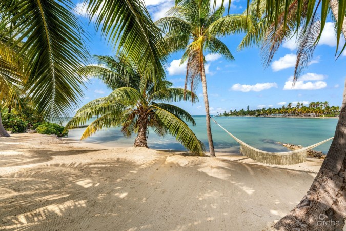 KOKO KAI, RUM POINT HOME & COTTAGE