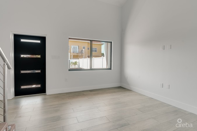 KINGSLEY TOWNHOMES 2 BED PLUS DEN UNIT 2.