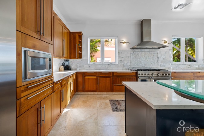 PIECES OF EIGHT - RARE 200 FT BEACHFRONT ESTATE, CAYMAN KAI / RUM POINT