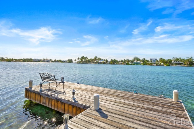 PIECES OF EIGHT - RARE 200 FT BEACHFRONT ESTATE, CAYMAN KAI / RUM POINT