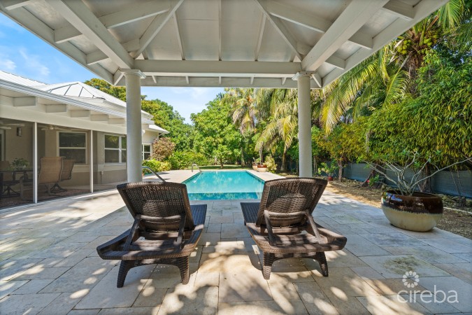 JACARANDA COURT 35, SOUTH SOUND HOME