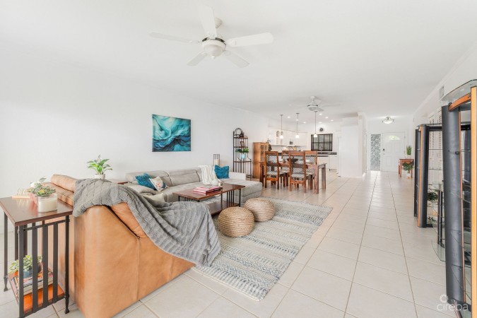 OCEANFRONT SPACIOUS GROUND FLOOR OCEAN POINTE VILLAS