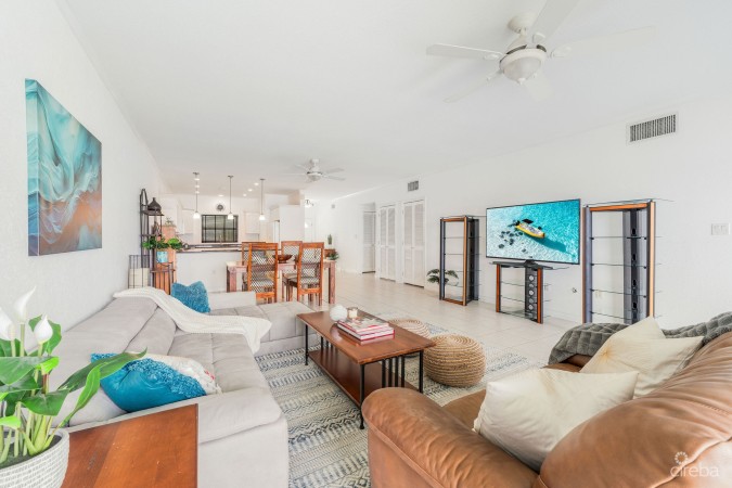 OCEANFRONT SPACIOUS GROUND FLOOR OCEAN POINTE VILLAS