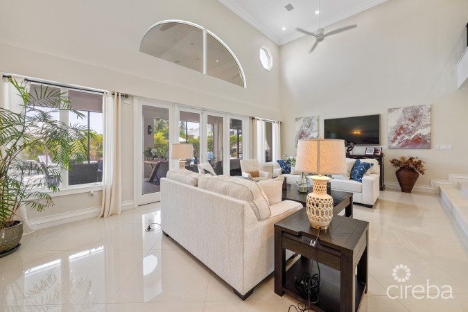 GOVERNORS HARBOUR ESTATE HOME