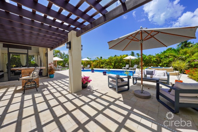 GOVERNORS HARBOUR ESTATE HOME