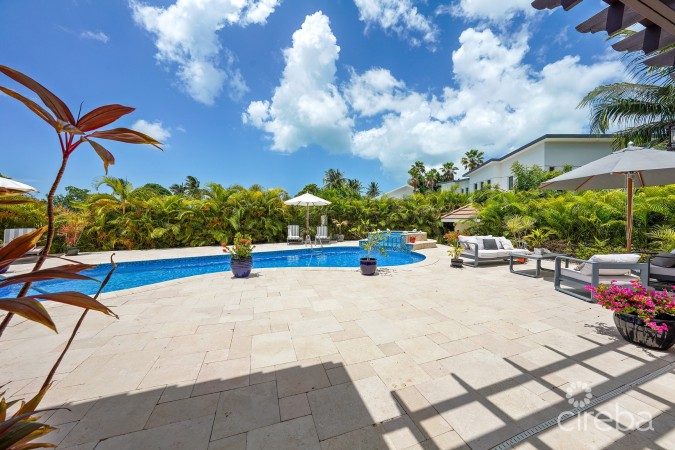 GOVERNORS HARBOUR ESTATE HOME