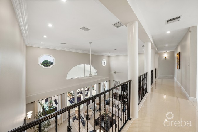 GOVERNORS HARBOUR ESTATE HOME