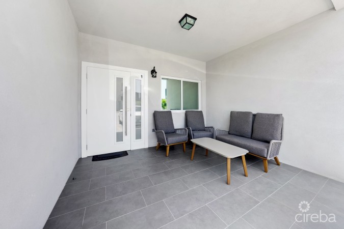 LA PAIDION #9 REDUCED!