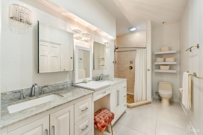 POINSETTIA PENTHOUSE B7, SEVEN MILE CORRIDOR