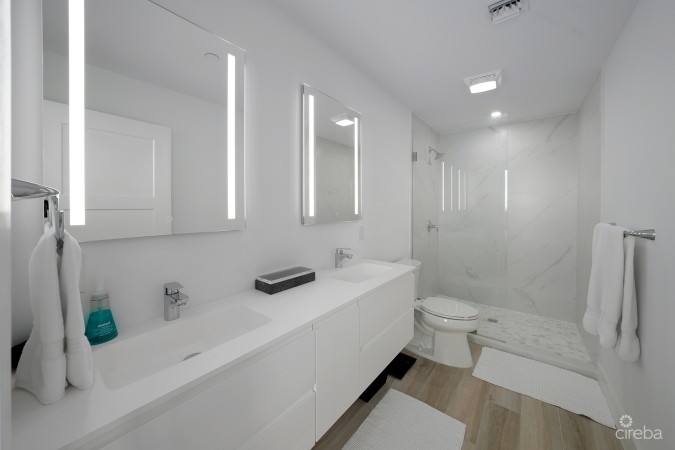 SUNSET POINT - SIGNATURE PENTHOUSE WITH VENDOR FINANCING!