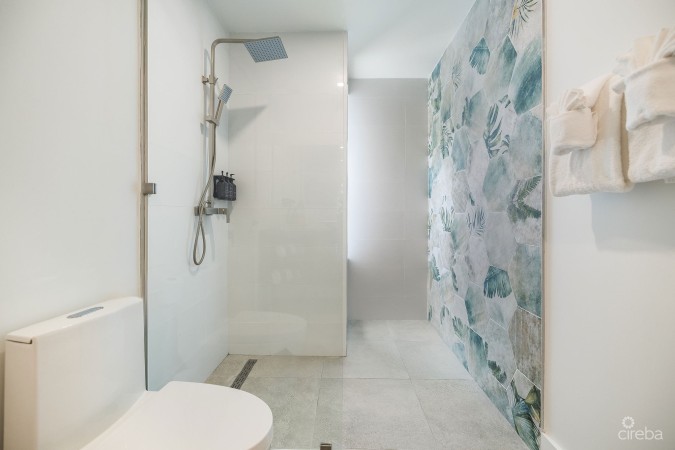 LUXURY VIDA  OCEAN ADVENTURE ECO LODGE