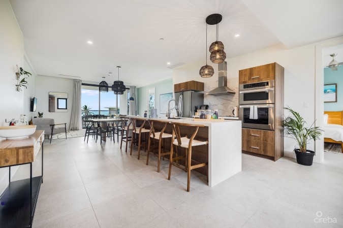 LUXURY VIDA  OCEAN ADVENTURE ECO LODGE