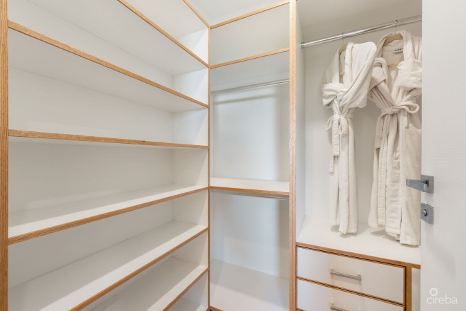 ONE CANAL POINT 324, SEVEN MILE CORRIDOR