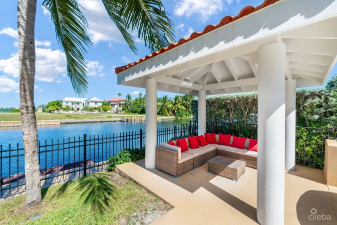 61 HOYA QUAY CRYSTAL HARBOUR