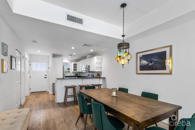 WINDSOR VILLAGE 27, SOUTH SOUND HOME