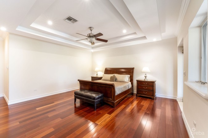 61 HOYA QUAY CRYSTAL HARBOUR