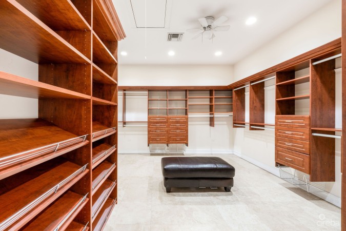 61 HOYA QUAY CRYSTAL HARBOUR