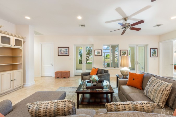 61 HOYA QUAY CRYSTAL HARBOUR