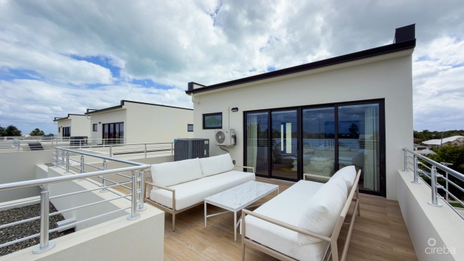 SALT AIR - 4 BED TOWNHOUSE THE SHORES