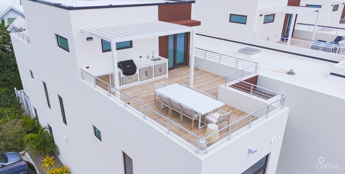 SALT AIR - 4 BED TOWNHOUSE THE SHORES