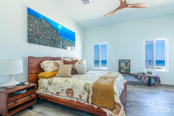 ROCK ROAD OCEAN FRONT HOME