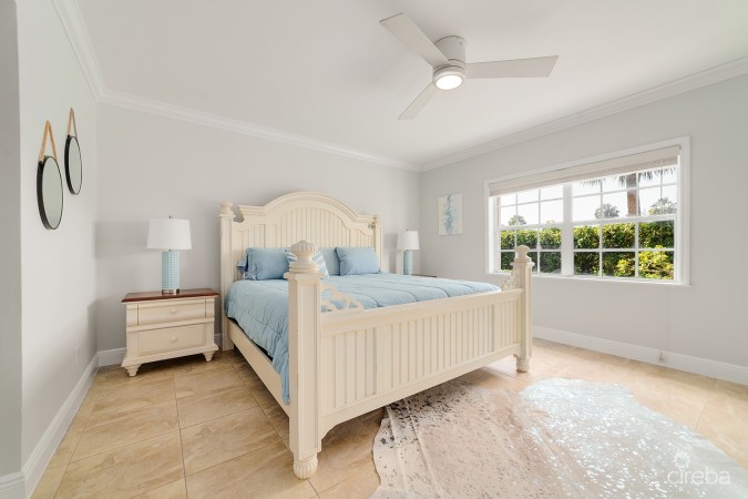 BRITANNIA LIONS COURT  UNIT #213 - 1-BEDROOM GARDEN VIEW CONDO