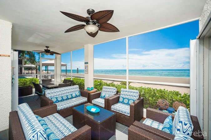 BEACHFRONT LIVING | TAMARIND BAY | SEVEN MILE BEACH