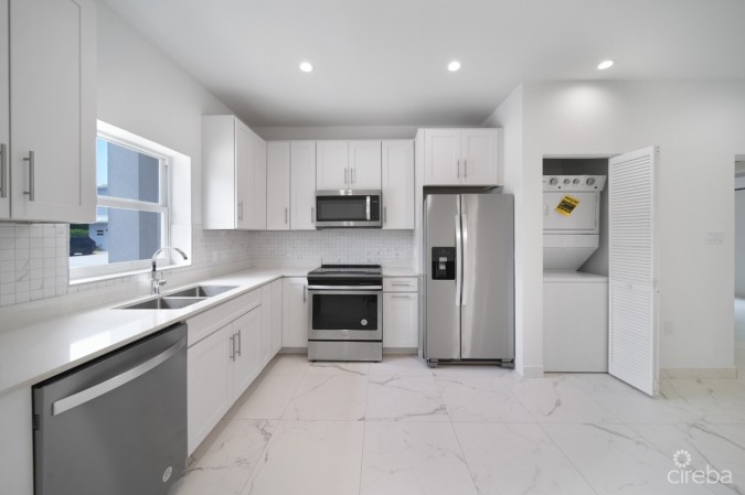 THE POINT AT WATERCOURSE  1-BEDROOM