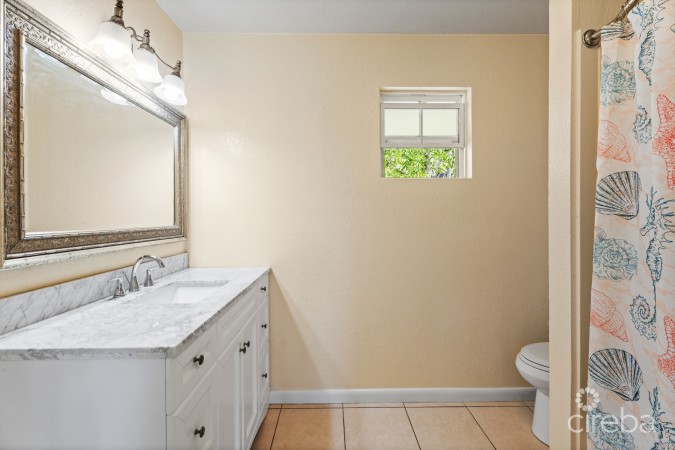 SOUTHSIDE HOME AND BLUFFSIDE COTTAGE