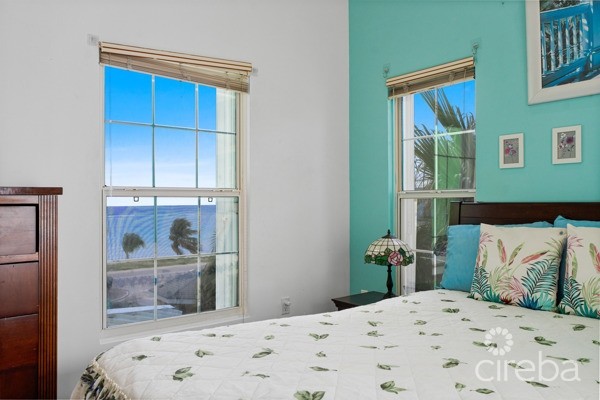 EAST END PARADISE VILLAS.  3 BED, 3 BATH + DEN WITH PRIVATE BEACH