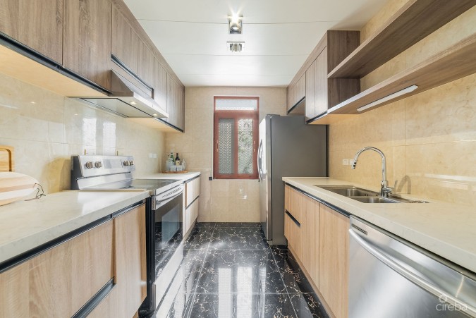 A WATERFRONT OPPORTUNITY IN AUBURN BAY, PROSPECT