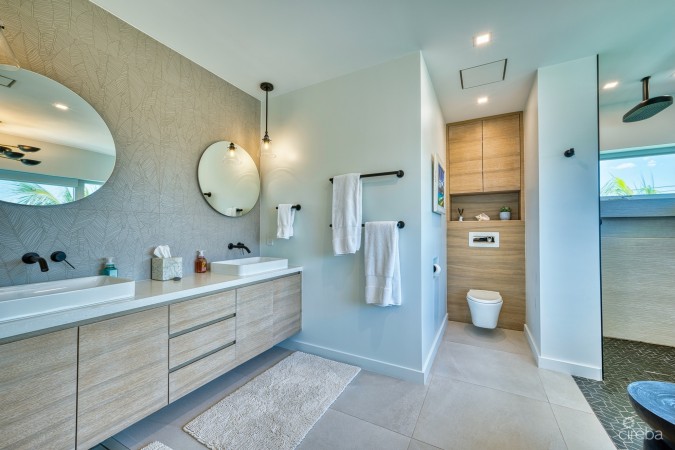 OCEANA PENTHOUSE: REDEFINING OCEANFRONT LUXURY