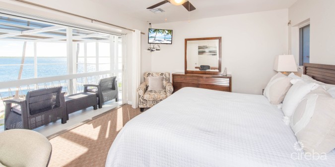 POOLS OF THE KAI - BEACHFRONT OASIS IN RUM POINT