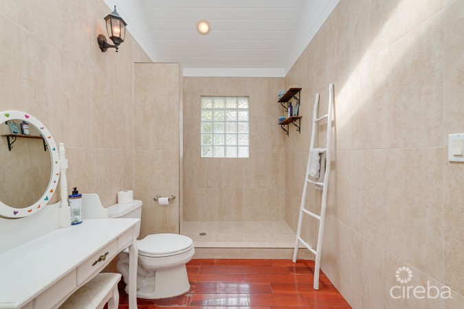 REDUCED! #1 CANAL HOME UNCLE BOB LANE