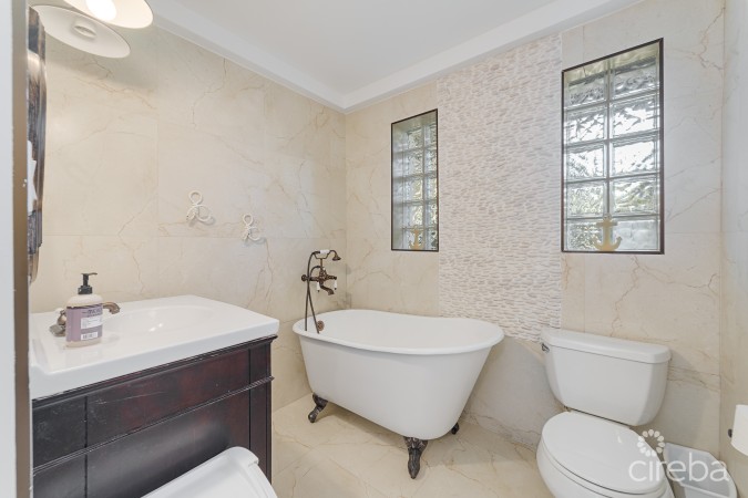 REDUCED! #1 CANAL HOME UNCLE BOB LANE