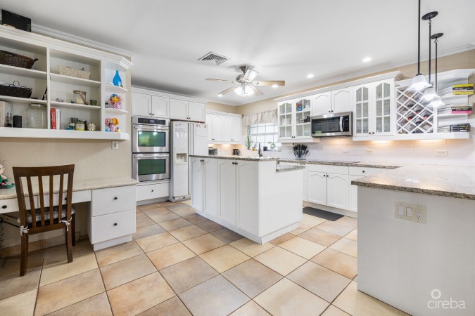 BIRCH AVE SPOTTS SINGLE FAMILY HOME W/POOL