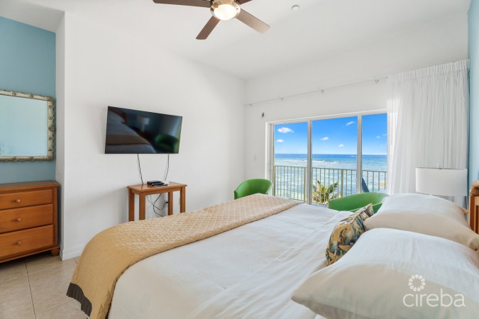 CASTAWAY COVE BEACHFRONT - 2 BED, 2 BATH, A AND B LOCK OFF UNIT