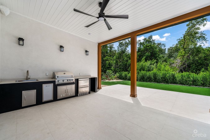 BEL AIR DR, SOUTH SOUND - CUSTOM NEW BUILD