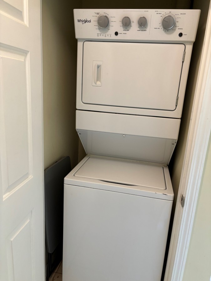 Lakeside 2 bedroom rental