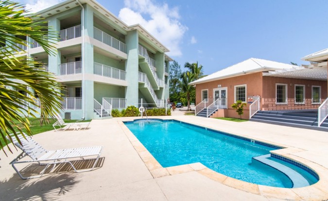 Lakeside 2 bedroom rental