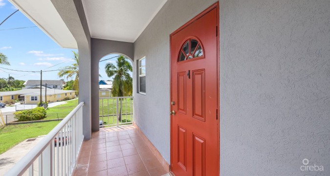 TWINFLOWER APARTMENT #4