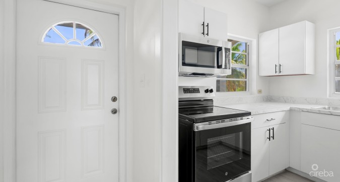 TWINFLOWER APARTMENT #4