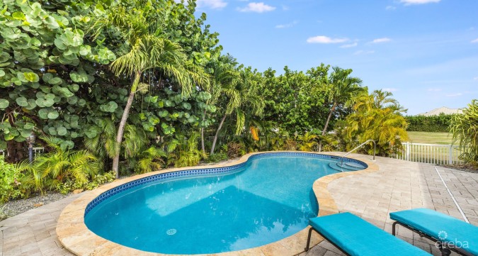 THE SHORES FAMILY HOME