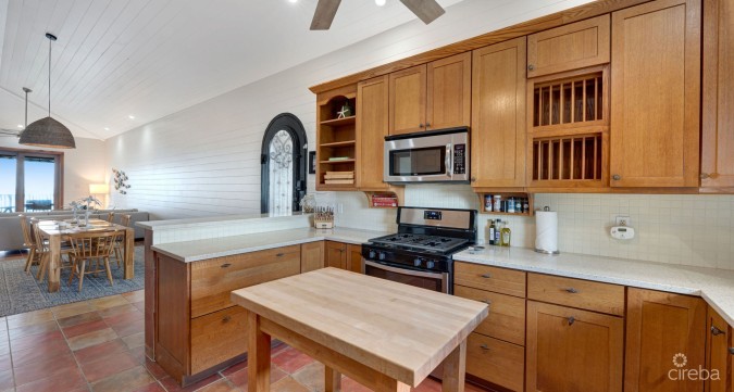 LIGHTHOUSE POINT RESORT #7