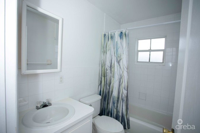 MUST SEE PLEASANT PALMS 2 BEDROOM